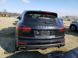 2018 Porsche Cayenne z VIN WP1AA2A26JKA05088, wystawiony jako Copart lot #40260843 z przebiegiem 54 635 mil mil oraz . Historia ofert i sprzedaży dostępna na DreamBid. Obrazek 6.