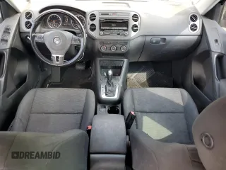 2013 Volkswagen Tiguan S with VIN WVGAV3AX3DW589739, listed as a Copart auction lot 64884645 with 101,760 mi miles and Clean title. Bid and sale history available at DreamBid. Image 8.