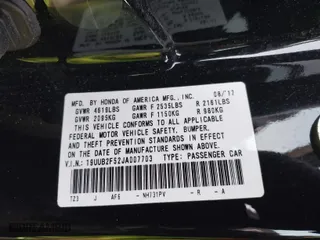 2018 Acura TLX w/Technology Pkg with VIN 19UUB2F52JA007703, listed as a IAAI auction lot 41427535 with 98,775 mi miles. Bid and sale history available at carsss.com. Image 9.