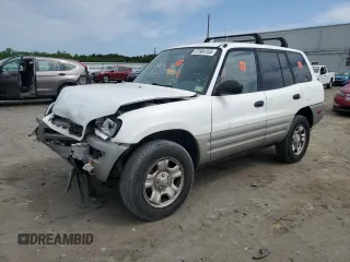 2000 Toyota RAV4 with VIN JT3HP10V1Y0233045, listed as a Copart auction lot 57504155 with 184,548 mi miles and Salvage title. Bid and sale history available at DreamBid. Image 1.