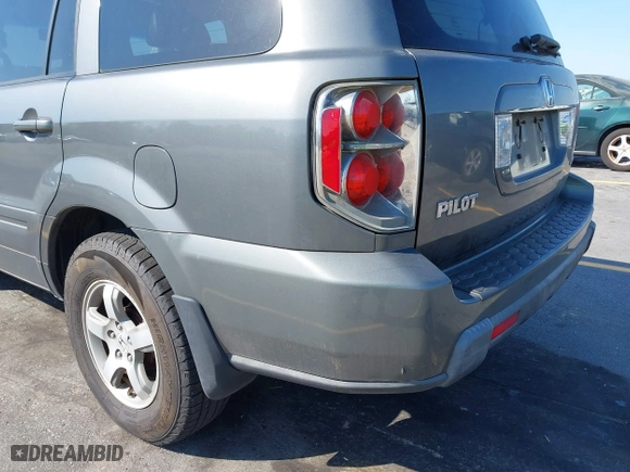 2008 Honda Pilot EX-L with VIN 5FNYF18598B057446, listed as a IAAI auction lot 42063418 with 181,749 mi miles. Bid and sale history available at carsss.com. Image 15.