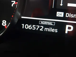 2024 Mitsubishi Outlander ES z VIN JA4J3UA86RZ007013, wystawiony jako IAAI lot #41643993 z przebiegiem 106 572 mil mil oraz . Historia ofert i sprzedaży dostępna na DreamBid. Obrazek 15.