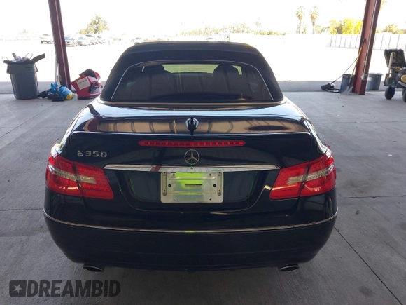 2013 Mercedes-Benz E-Class E 350 with VIN WDDKK5KF6DF198996, listed as a IAAI auction lot 42152169 with 164,470 mi miles. Bid and sale history available at carsss.com. Image 16.