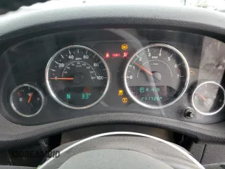 2018 Jeep Wrangler JK Unlimited Sport RHD with VIN 1C4BJWKG3JL830586, listed as a Copart auction lot 89404155 with 211,726 mi miles and Salvage Title. Bid and sale history available at carsss.com. Image 9.