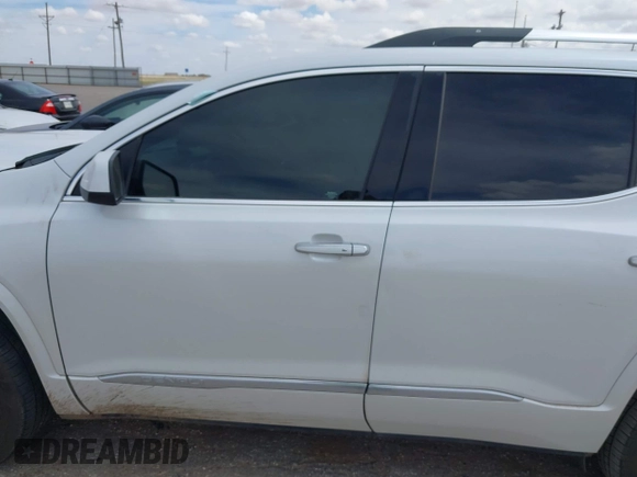 2017 GMC Acadia Denali z VIN 1GKKNPLS0HZ163792, wystawiony jako IAAI lot #41888835 z przebiegiem 106 438 mil mil oraz . Historia ofert i sprzedaży dostępna na DreamBid. Obrazek 15.