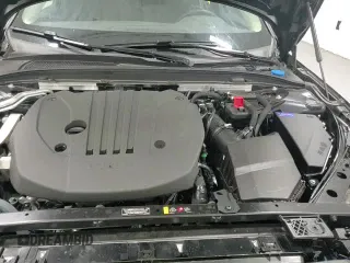 2025 Volvo S60 Core z VIN 7JRL12GJ0SG364550, wystawiony jako Copart lot #52883295 z przebiegiem 14 275 mil mil oraz Czysty tytuł • Clean title. Historia ofert i sprzedaży dostępna na DreamBid. Obrazek 13.