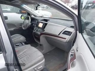 2012 Toyota Sienna XLE with VIN 5TDDK3DC9CS037616, listed as a IAAI auction lot 41435361 with 250,043 mi miles. Bid and sale history available at carsss.com. Image 5.