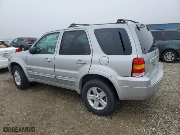2005 Ford Escape Hybrid with VIN 1FMCU95HX5KC07541, listed as a Copart auction lot 84209534 with 187,074 mi miles and Clean Title. Bid and sale history available at carsss.com. Image 2.