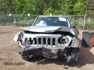 2013 Jeep Patriot Sport с VIN 1C4NJRBB8DD279704, выставлен на аукционе IAAI как лот 42101899 с пробегом 130 439 миль миль и . История ставок и продаж доступна на DreamBid. Изображение 12.