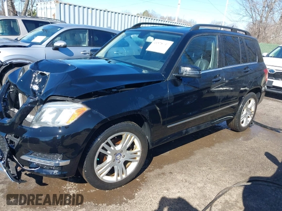 2013 Mercedes-Benz GLK with VIN WDCGG8JBXDG123692, listed as a IAAI auction lot 41578447 with 210,487 mi miles. Bid and sale history available at carsss.com. Image 17.