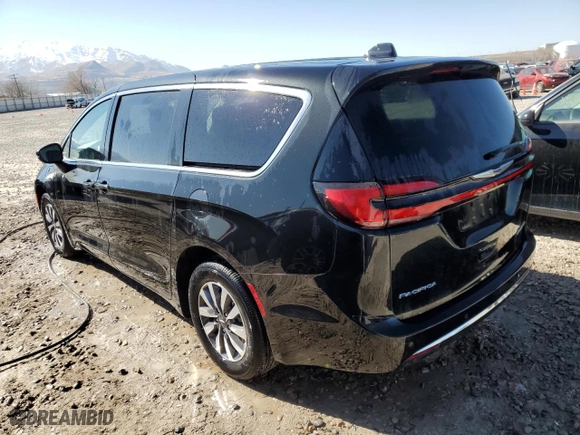 2023 Chrysler Pacifica Hybrid Touring L with VIN 2C4RC1L78PR562256, listed as a Copart auction lot 47222065 with 46,982 mi miles and Clean Title. Bid and sale history available at carsss.com. Image 2.