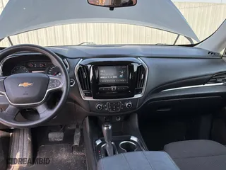 2018 Chevrolet Traverse LS with VIN 1GNERFKW6JJ139973, listed as a Copart auction lot 54496755 with 320,141 mi miles and Clean Title. Bid and sale history available at carsss.com. Image 9.