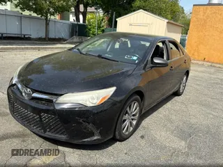 2015 Toyota Camry XLE with VIN 4T4BF1FK6FR495684, listed as a Copart auction lot 56608965 with 390,931 mi miles and Clean Title. Bid and sale history available at DreamBid. Image 2.