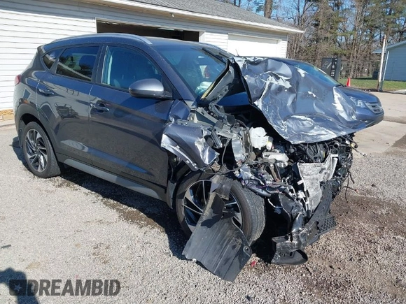 2019 Hyundai Tucson Ultimate with VIN KM8J3CAL2KU841671, listed as a IAAI auction lot 41889660 with 44,779 mi miles. Bid and sale history available at carsss.com. Image 1.