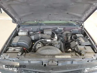 1996 Chevrolet Tahoe z VIN 1GNEK13R3TJ387858, wystawiony jako IAAI lot #41675147 z przebiegiem 196 811 mil mil oraz . Historia ofert i sprzedaży dostępna na DreamBid. Obrazek 10.