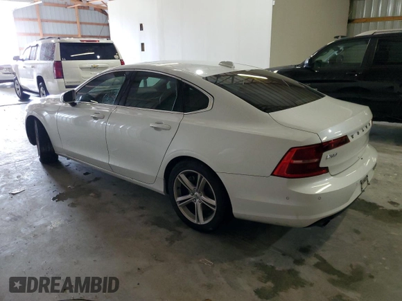 2017 Volvo S90 Momentum with VIN YV1102AK0H1006638, listed as a Copart auction lot 50428634 with 37,578 mi miles and Salvage Title. Bid and sale history available at carsss.com. Image 2.