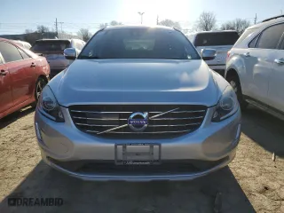 2016 Volvo XC60 T5 Platinum with VIN YV4612RM4G2790665, listed as a Copart auction lot 42751585 with 147,469 mi miles and Clean Title. Bid and sale history available at carsss.com. Image 5.