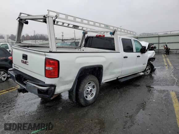 2018 GMC Sierra 2500HD z VIN 1GT12REG1JF126729, wystawiony jako Copart lot #84289454 z przebiegiem Nie podano mil oraz Szkoda całkowita • Salvage title. Historia ofert i sprzedaży dostępna na DreamBid. Obrazek 3.