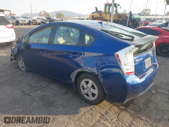 2010 Toyota Prius II with VIN JTDKN3DU3A0153692, listed as a IAAI auction lot 41371359 with 129,195 mi miles. Bid and sale history available at carsss.com. Image 3.