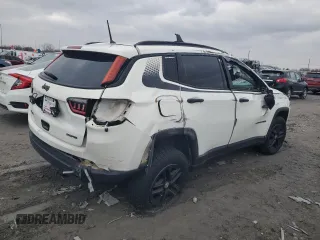 2018 Jeep Compass Sport с VIN 3C4NJDAB4JT190979, выставлен на аукционе Copart как лот 37132794 с пробегом Не указан миль и Списание • Salvage title. История ставок и продаж доступна на DreamBid. Изображение 3.