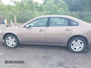 2006 Chevrolet Impala LT 3.9L with VIN 2G1WC581669260728, listed as a IAAI auction lot 42083030 with 240,177 mi miles and . Bid and sale history available at DreamBid. Image 14.