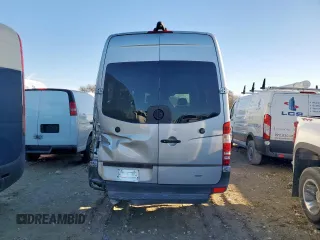 2014 Mercedes-Benz Sprinter with VIN WDZPE8DC1E5894765, listed as a Copart auction lot 44418195 with 138,738 mi miles and Salvage Title. Bid and sale history available at DreamBid. Image 6.