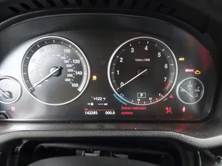 2015 BMW X4 xDrive28i with VIN 5UXXW3C51F0M87268, listed as a IAAI auction lot 42366363 with 143,285 mi miles and . Bid and sale history available at DreamBid. Image 7.
