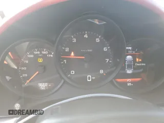 2017 Porsche 718 Boxster z VIN WP0CA2A89HS221297, wystawiony jako Copart lot #68283993 z przebiegiem 9668 mil mil oraz . Historia ofert i sprzedaży dostępna na DreamBid. Obrazek 9.