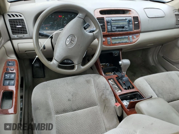 2004 Toyota Camry LE with VIN 4T1BF32K94U584660, listed as a Copart auction lot 54546085 with 275,229 mi miles and Clean Title. Bid and sale history available at carsss.com. Image 8.