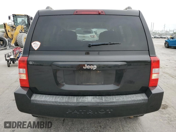 2008 Jeep Patriot Sport z VIN 1J8FT280X8D534394, wystawiony jako Copart lot #53935575 z przebiegiem 122 836 mil mil oraz Szkoda całkowita • Salvage title. Historia ofert i sprzedaży dostępna na DreamBid. Obrazek 6.
