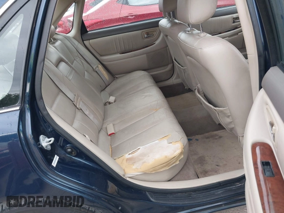 2004 Toyota Avalon XL with VIN 4T1BF28B04U352885, listed as a IAAI auction lot 42185821 with 282,186 mi miles and . Bid and sale history available at carsss.com. Image 8.