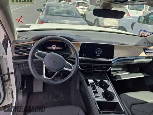 2024 Volkswagen Atlas SE с VIN 1V2HR2CA9RC564720, выставлен на аукционе IAAI как лот 42774211 с пробегом 22 207 миль миль и . История ставок и продаж доступна на DreamBid. Изображение 8.