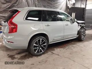 2024 Volvo XC90 Plus Bright Theme with VIN YV4062PE3R1190313, listed as a IAAI auction lot 41515224 with 7,630 mi miles. Bid and sale history available at carsss.com. Image 4.