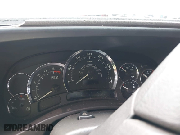 2005 Cadillac Escalade ESV z VIN 3GYFK66N55G224467, wystawiony jako IAAI lot #41352802 z przebiegiem Nie podano mil oraz . Historia ofert i sprzedaży dostępna na DreamBid. Obrazek 7.