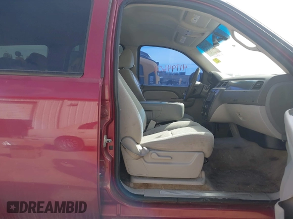2007 Chevrolet Tahoe LT with VIN 1GNFC13J47R215812, listed as a IAAI auction lot 41794601 with 229,970 mi miles and . Bid and sale history available at DreamBid. Image 5.