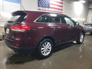 2017 Kia Sorento LX with VIN 5XYPGDA38HG262879, listed as a Copart auction lot 84635064 with 100,377 mi miles and Salvage Title. Bid and sale history available at carsss.com. Image 3.