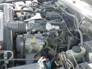 1999 Ford Explorer XL с VIN 1FMZU34X2XZC05065, выставлен на аукционе IAAI как лот 43558414 с пробегом 66 517 миль миль и . История ставок и продаж доступна на DreamBid. Изображение 12.