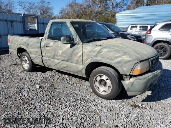 1998 GMC Sonoma with VIN 1GTCS1449WK508202, listed as a Copart auction lot 85670944 with 269,162 mi miles and Non Repairable. Bid and sale history available at DreamBid. Image 4.