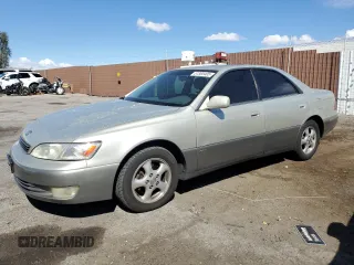 1997 Lexus ES 300 Luxury Sport Sdn with VIN JT8BF22G9V5002710, listed as a Copart auction lot 51385405 with 182,797 mi miles and Clean Title. Bid and sale history available at carsss.com. Image 1.