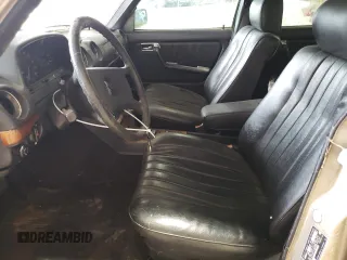 1985 Mercedes-Benz 300 with VIN WDBAB33C2FA244806, listed as a Copart auction lot 52752485 with Not Provided miles and Clean Title. Bid and sale history available at DreamBid. Image 7.