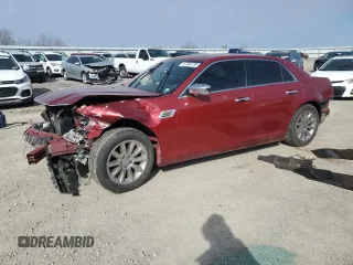 2011 Chrysler 300 Limited z VIN 2C3CA5CG2BH546768, wystawiony jako Copart lot #47563195 z przebiegiem 230 618 mil mil oraz Szkoda całkowita • Salvage title. Historia ofert i sprzedaży dostępna na DreamBid. Obrazek 1.
