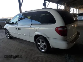 2002 Dodge Caravan ES with VIN 2B8GP54L42R778771, listed as a Copart auction lot 82879134 with 231,546 mi miles and Salvage Title. Bid and sale history available at carsss.com. Image 2.