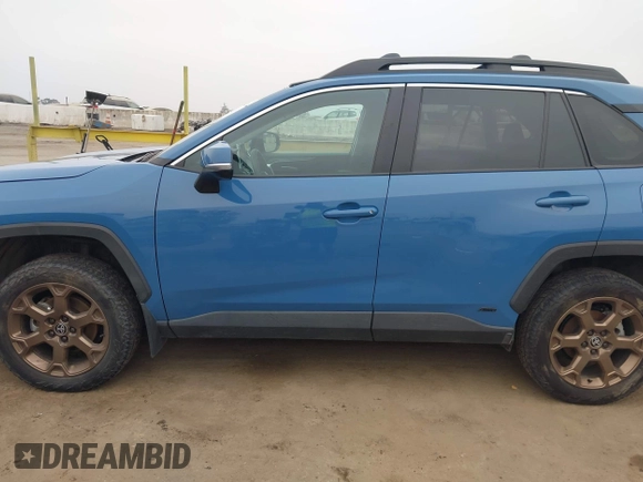 2023 Toyota RAV4 Hybrid XLE with VIN 2T3UWRFV0PW174552, listed as a IAAI auction lot 42499769 with 40,701 mi miles and . Bid and sale history available at DreamBid. Image 14.