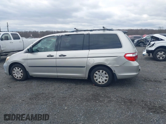 2006 Honda Odyssey LX with VIN 5FNRL38216B105808, listed as a IAAI auction lot 41737585 with 193,915 mi miles. Bid and sale history available at carsss.com. Image 14.
