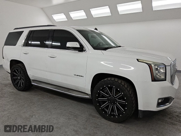 2015 GMC Yukon SLE with VIN 1GKS1AKC3FR170011, listed as a Copart auction lot 45319055 with 229,933 mi miles and Clean Title. Bid and sale history available at carsss.com. Image 4.