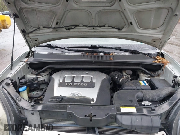 2006 Hyundai Tucson GLS with VIN KM8JN12D86U453274, listed as a IAAI auction lot 42095775 with 144,076 mi miles. Bid and sale history available at carsss.com. Image 10.