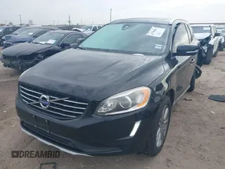 2017 Volvo XC60 Inscription with VIN YV440MDU8H2039258, listed as a IAAI auction lot 41748463 with 70,643 mi miles. Bid and sale history available at carsss.com. Image 17.