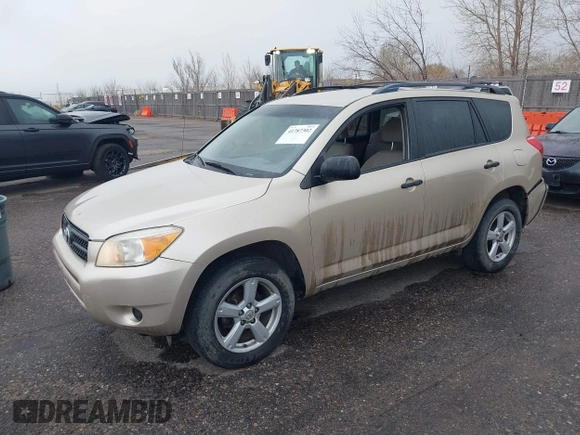 2007 Toyota RAV4 with VIN JTMBD33V776035471, listed as a IAAI auction lot 41787302 with 156,188 mi miles. Bid and sale history available at carsss.com. Image 2.