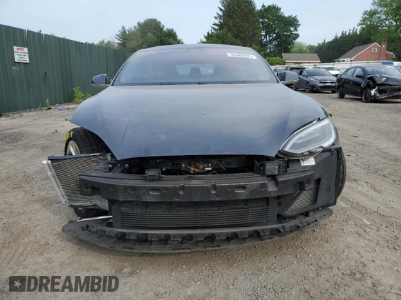 2018 Tesla Model S 75D with VIN 5YJSA1E20JF283959, listed as a Copart auction lot 59386465 with 75,078 mi miles and Salvage title. Bid and sale history available at DreamBid. Image 5.