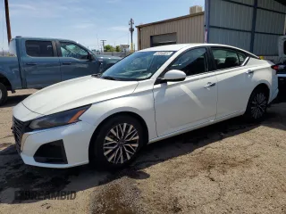 2023 Nissan Altima SV z VIN 1N4BL4DV1PN367232, wystawiony jako Copart lot #58328185 z przebiegiem 43 666 mil mil oraz Szkoda całkowita • Salvage title. Historia ofert i sprzedaży dostępna na DreamBid. Obrazek 1.